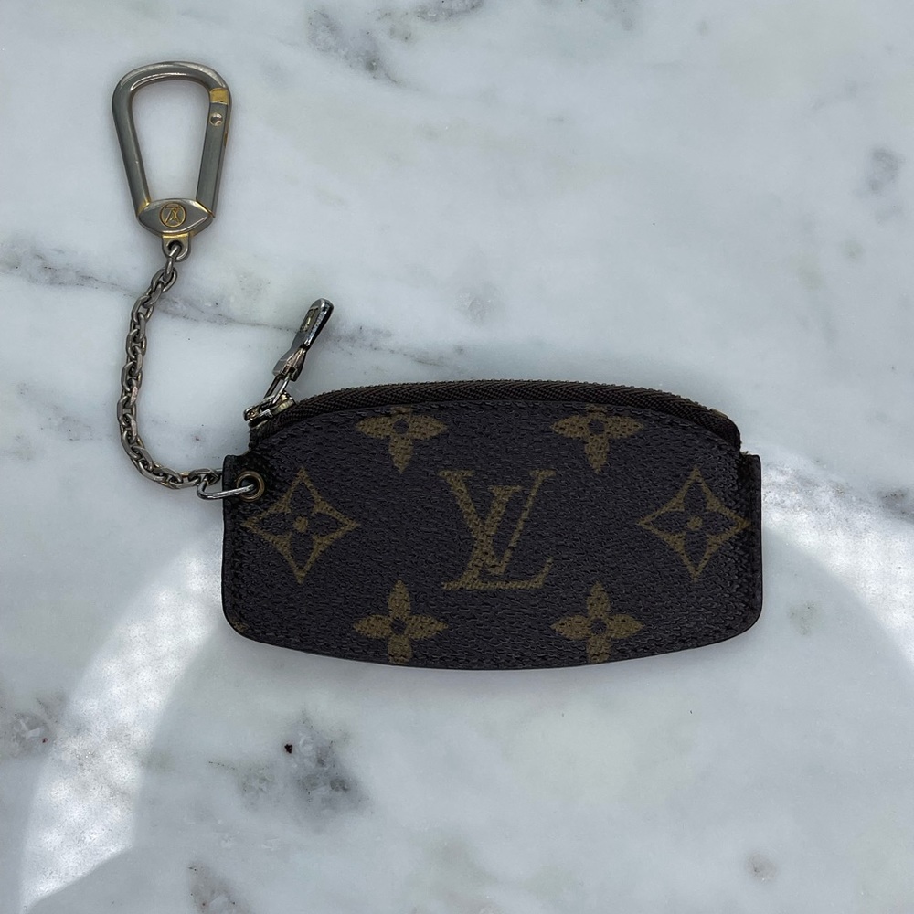 Auth Vintage Rare Louis Vuitton Monogram Key Cles Pouch Pochette Key Chain Coin